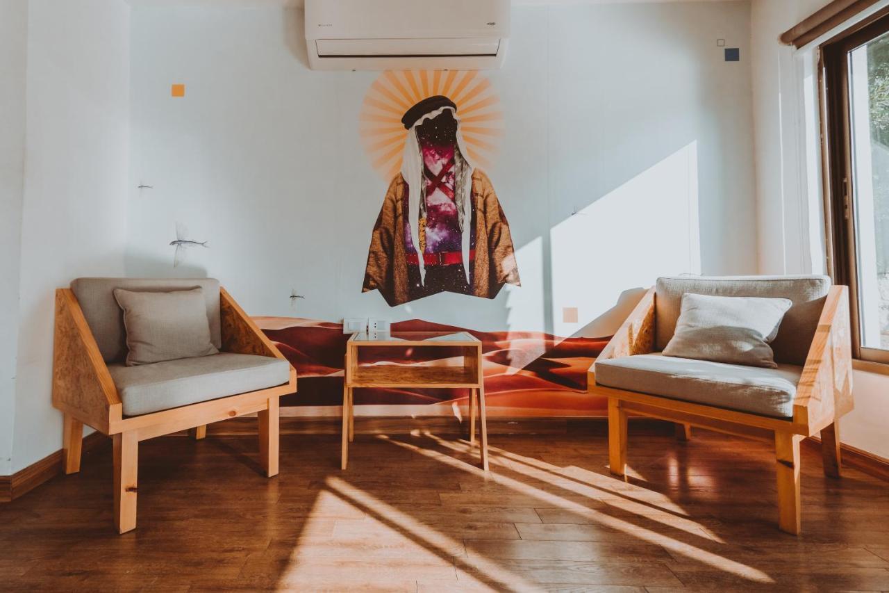 Nomads Hotel Petra ワディ・ムーサ エクステリア 写真